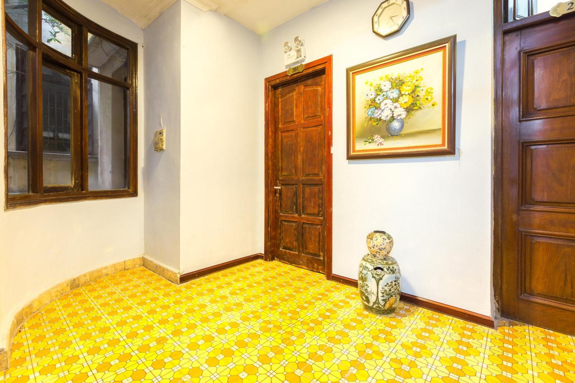 Chikoo Homestay Spot-On Hanoi Esterno foto