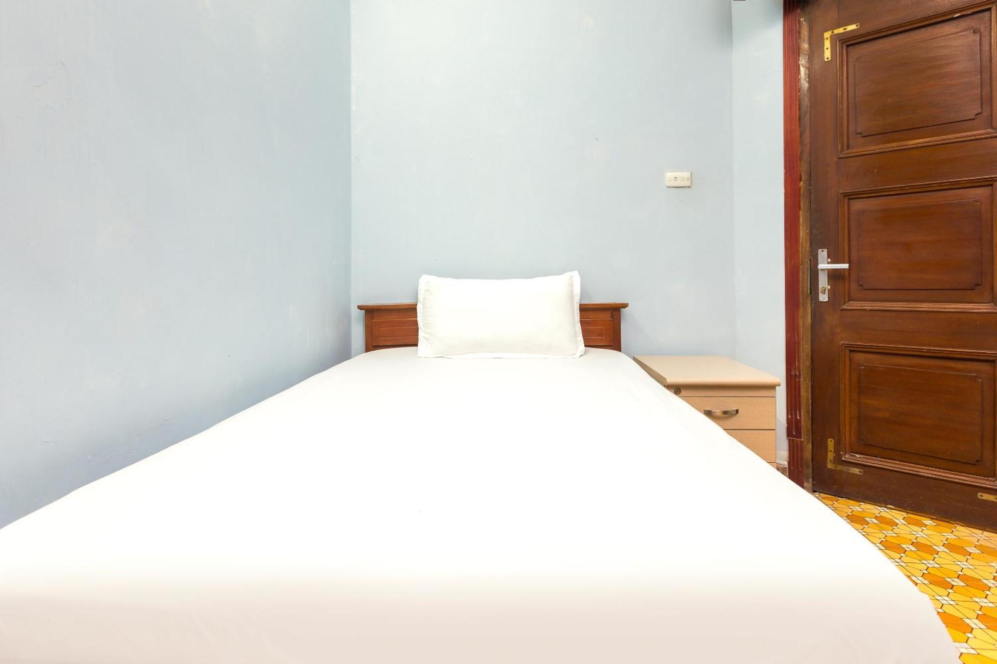 Chikoo Homestay Spot-On Hanoi Esterno foto